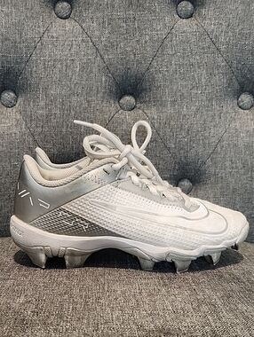 Nike Kids White and Light Gray Cleats